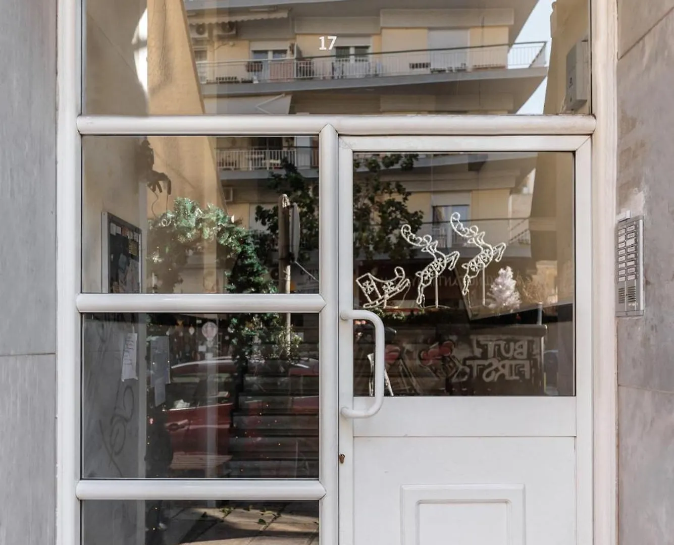 Jolie 2 #Skgbnb Thessalonique Grèce
